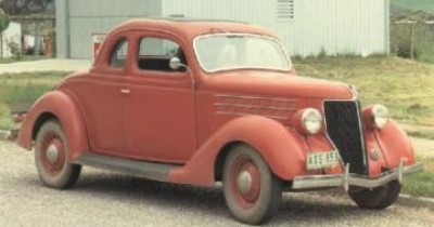 '37 De Luxe Coupe.JPG