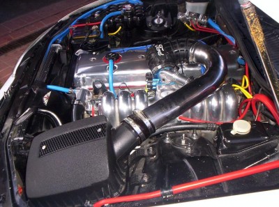 my engine bay 015.jpg