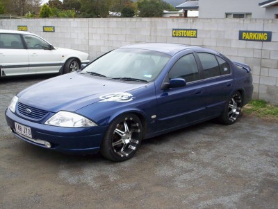 Ford Falcon AUII mags 003.jpg