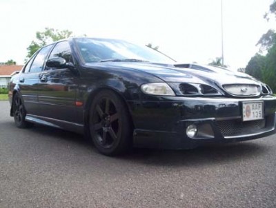 EF_XB_AU_BA- Black 17in Wheels 007.jpg