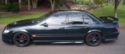 EF_XB_AU_BA- Black 17in Wheels 002.jpg