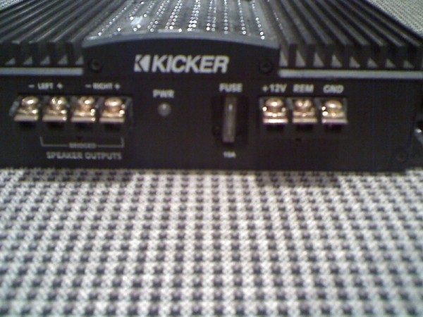 Kicker Amp 3.jpg