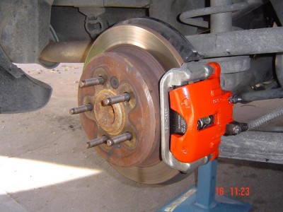 brake caliper.JPG