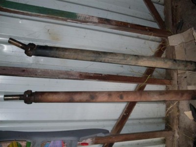 tail shaft for sale on left.JPG