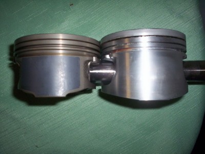 EF & BA pistons 002_resize.jpg