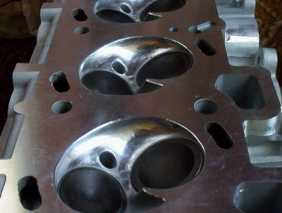 My 88EA cyl head ported & polished. 002_resize.jpg