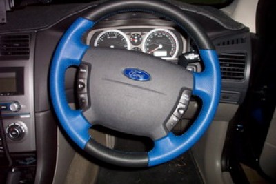 BA Momo Steering Wheel.jpg