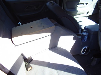 rear console in car 001.jpg