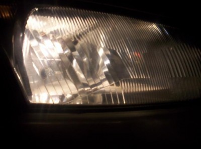 headlights 18307 001.jpg