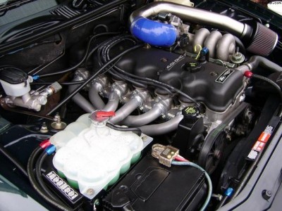 awesome engine bay.jpg