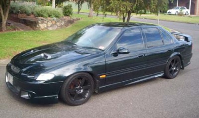 EF_XB_AU_BA- Black 17in Wheels 001.jpg