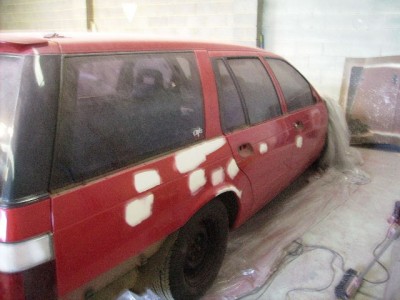 Wagon at paint shop 004.jpg