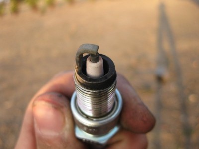 Carbon Fouled Spark Plugs 003.jpg