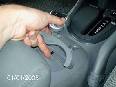 locking_cupholders2.jpg