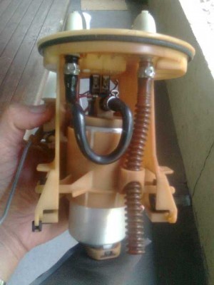 Fuel pump cradle.jpg