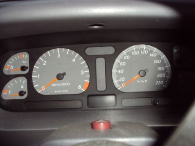 dash cluster.jpg