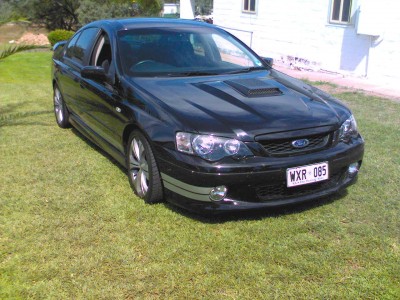 BA XR8 Front Left.jpg