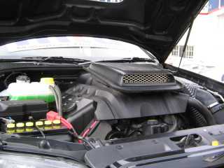 BA XR8  motor.jpg